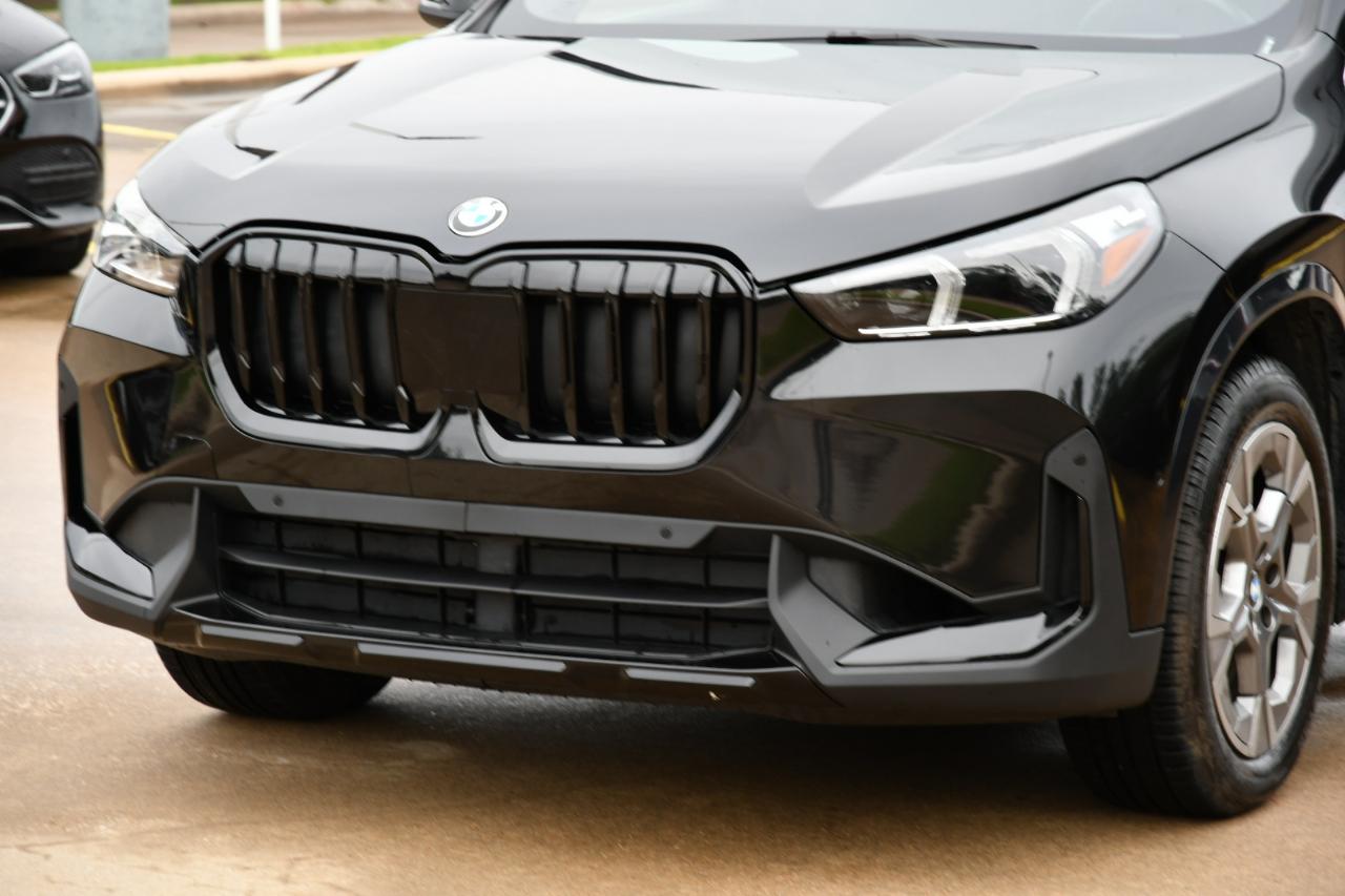 BMW X1 xDrive28i Sports Activity Vehicle 2025