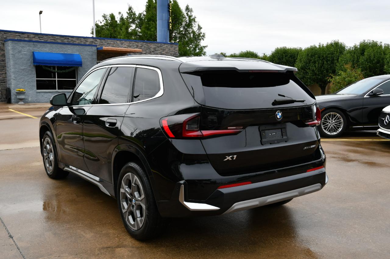 BMW X1 xDrive28i Sports Activity Vehicle 2025