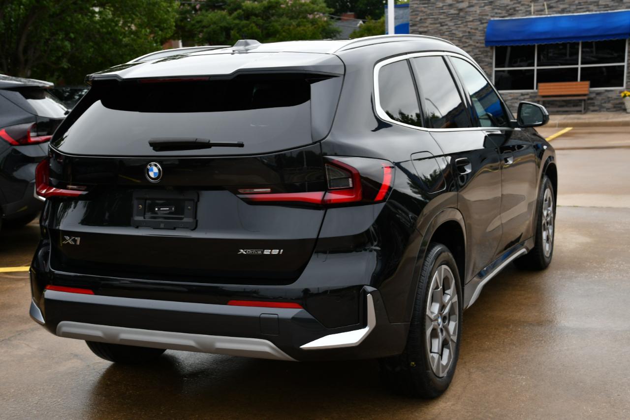 BMW X1 xDrive28i Sports Activity Vehicle 2025