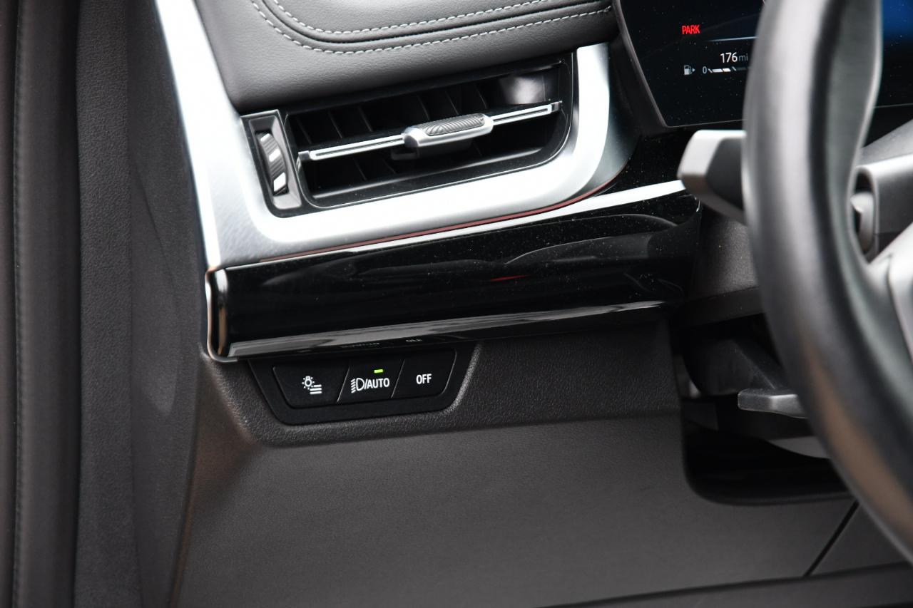 BMW X1 xDrive28i Sports Activity Vehicle 2025