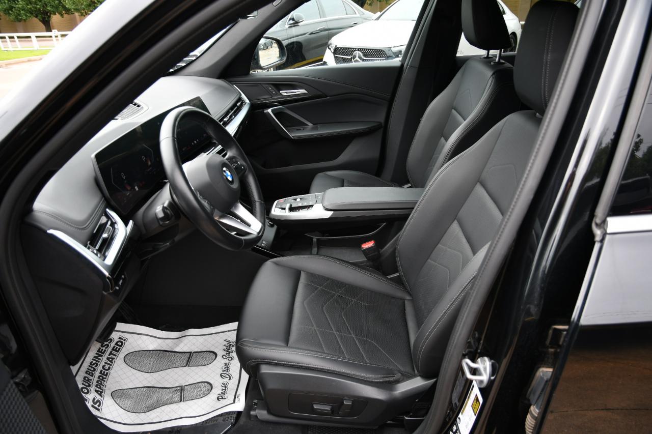 BMW X1 xDrive28i Sports Activity Vehicle 2025