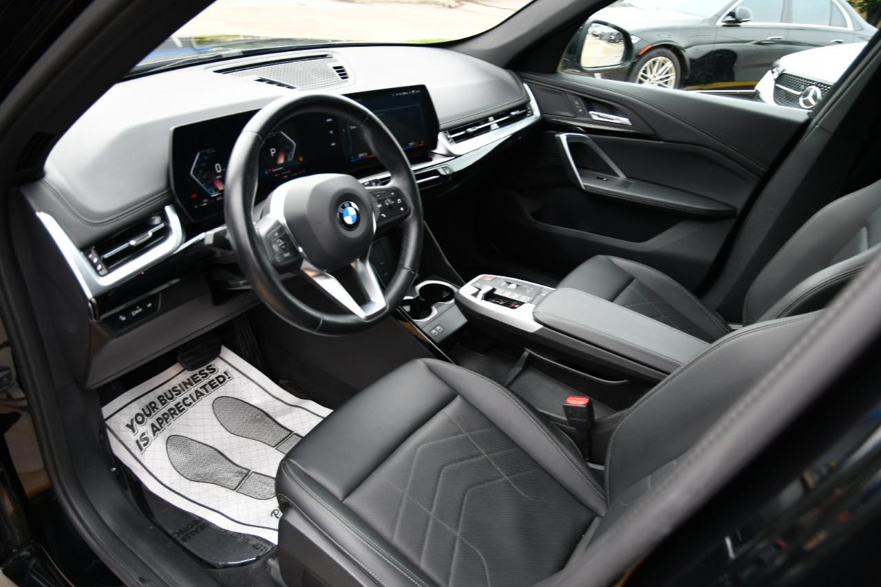 BMW X1 xDrive28i Sports Activity Vehicle 2025