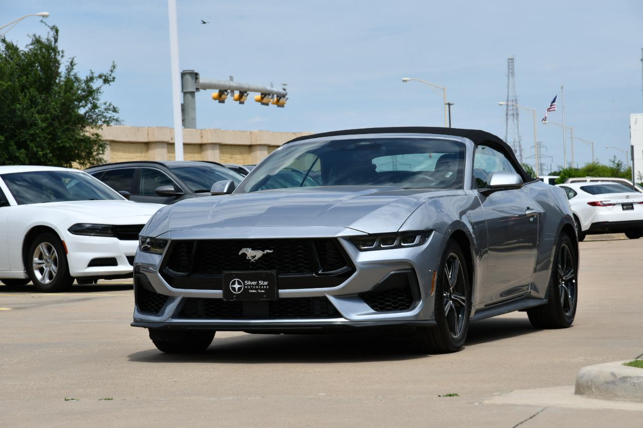 Ford Mustang EcoBoost Convertible 2025