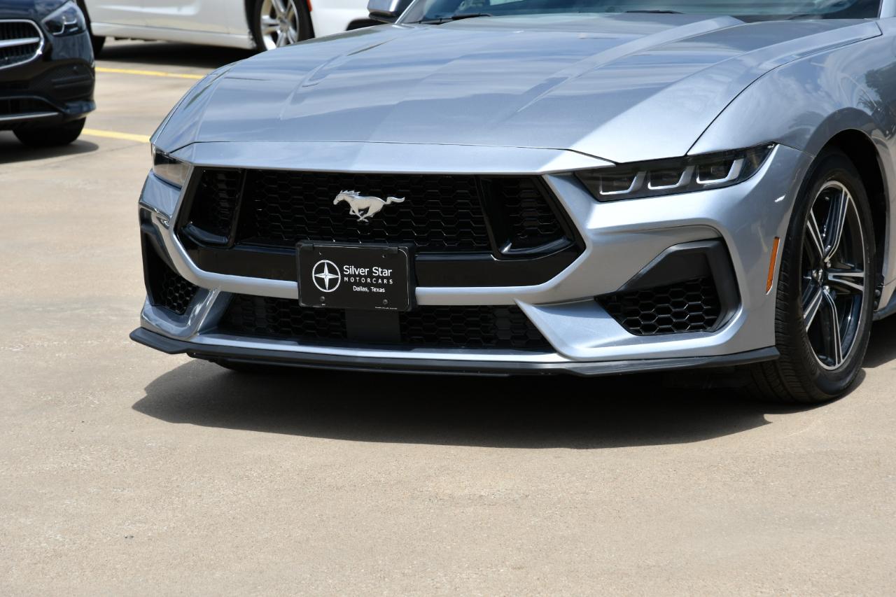 Ford Mustang EcoBoost Convertible 2025