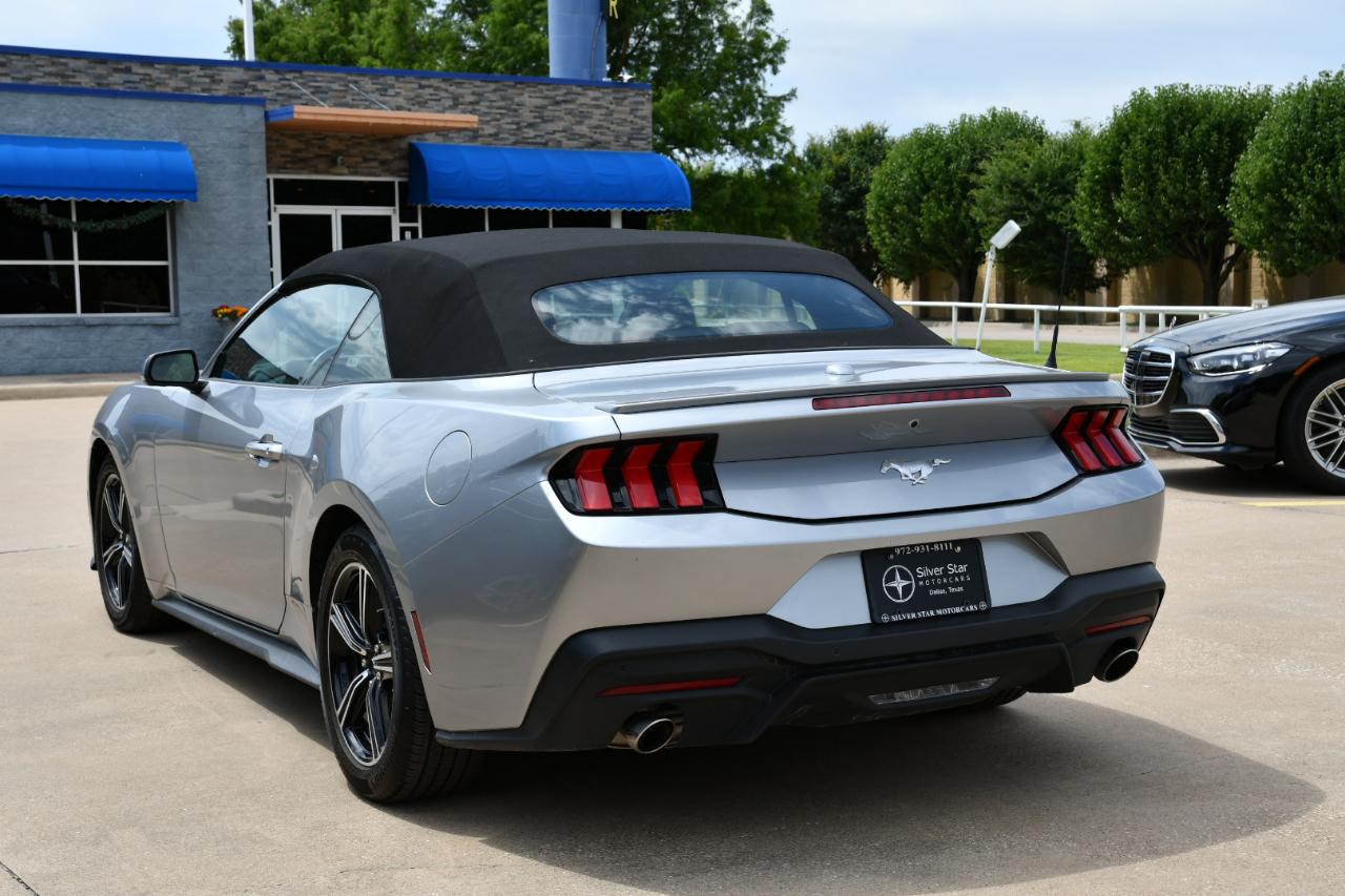 Ford Mustang EcoBoost Convertible 2025
