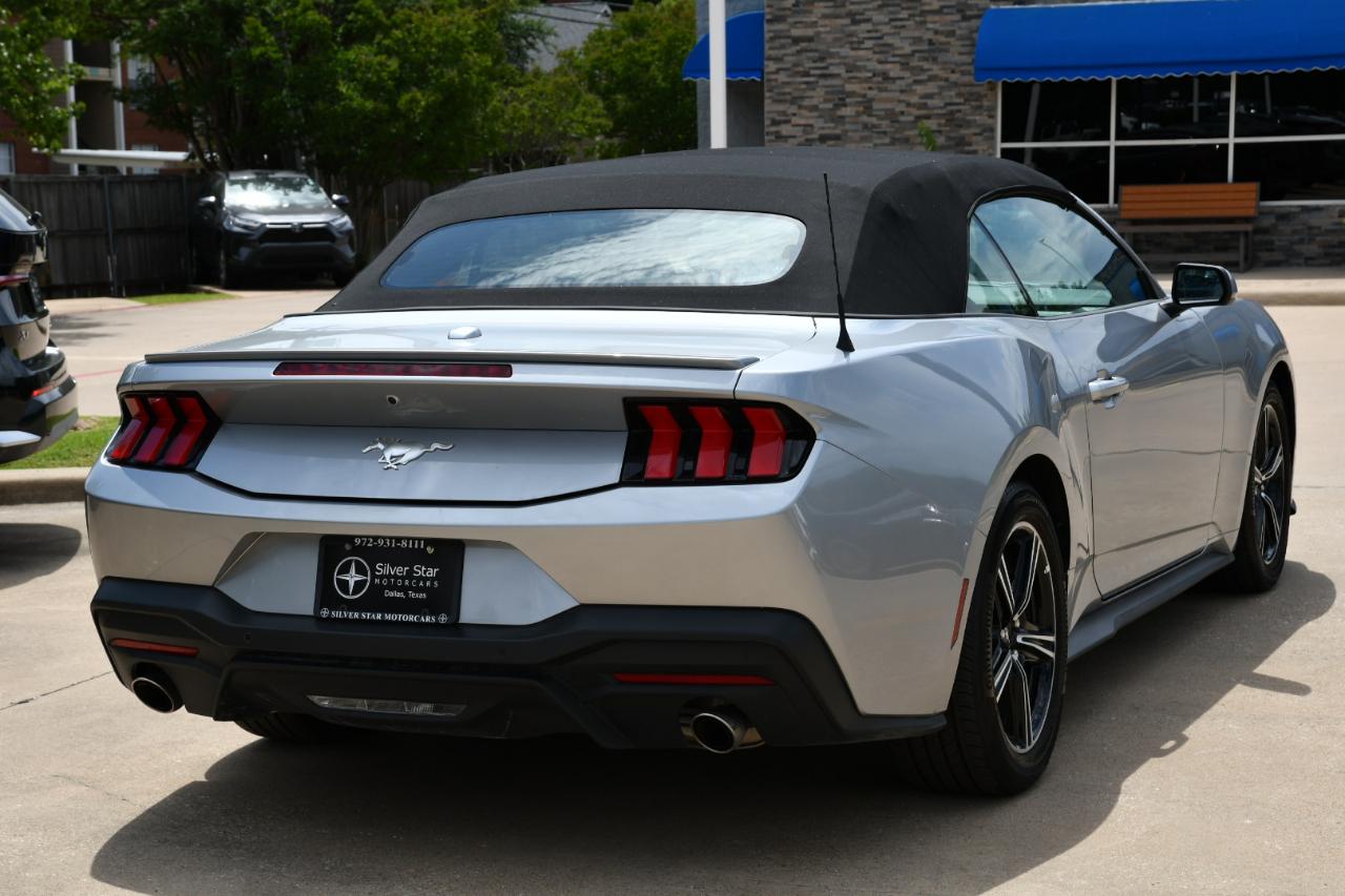 Ford Mustang EcoBoost Convertible 2025