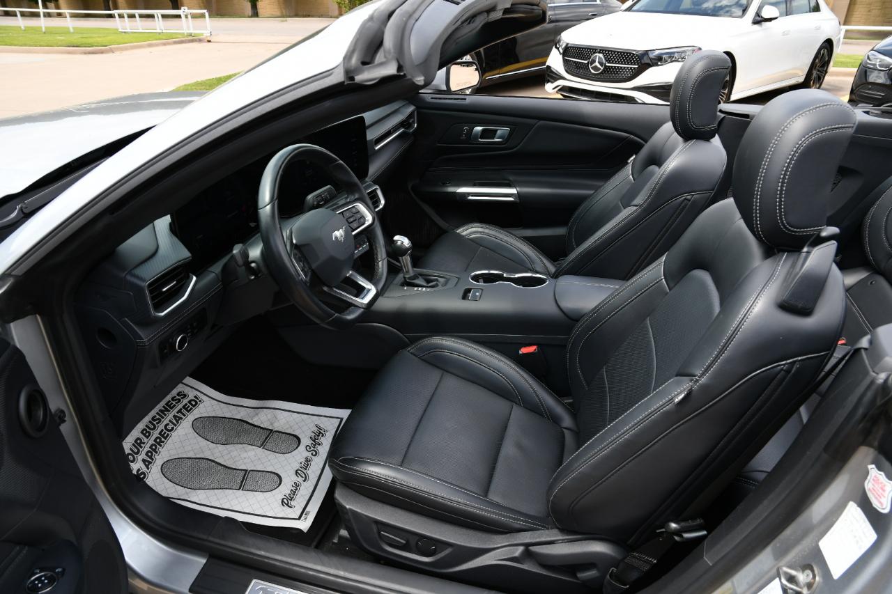 Ford Mustang EcoBoost Convertible 2025