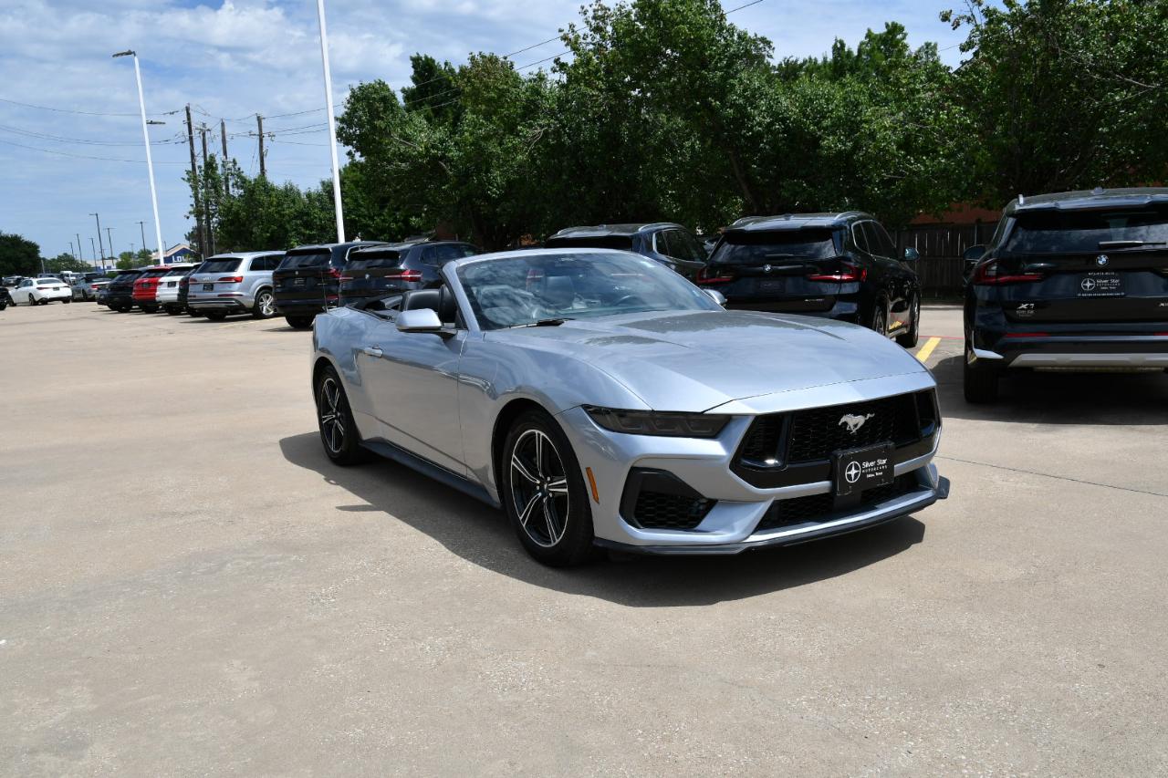 Ford Mustang EcoBoost Convertible 2025