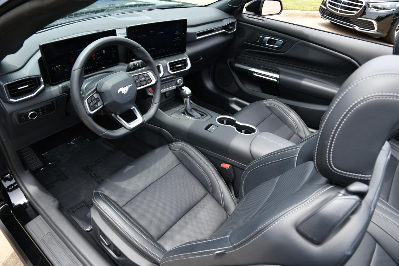 Ford Mustang EcoBoost Convertible 2026