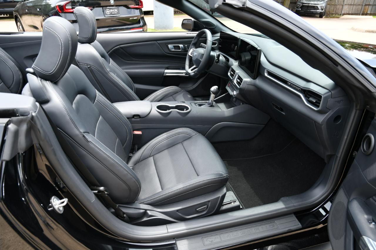 Ford Mustang EcoBoost Convertible 2026