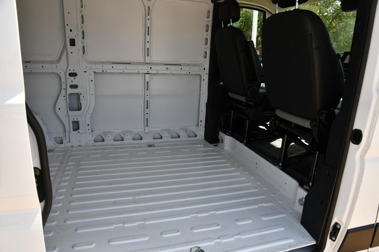 RAM ProMaster Cargo Van Tradesman 2500 Low Roof 136" WB w/Pass Seat 2026
