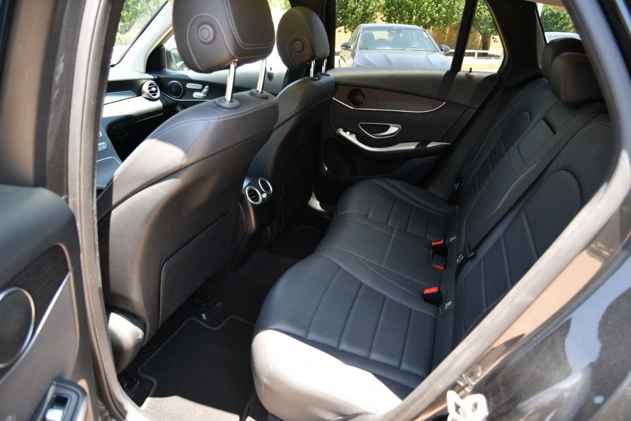 Mercedes-Benz GLC GLC 300 SUV 2022