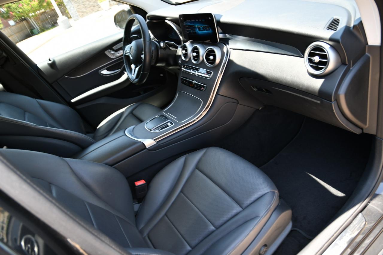 Mercedes-Benz GLC GLC 300 SUV 2022