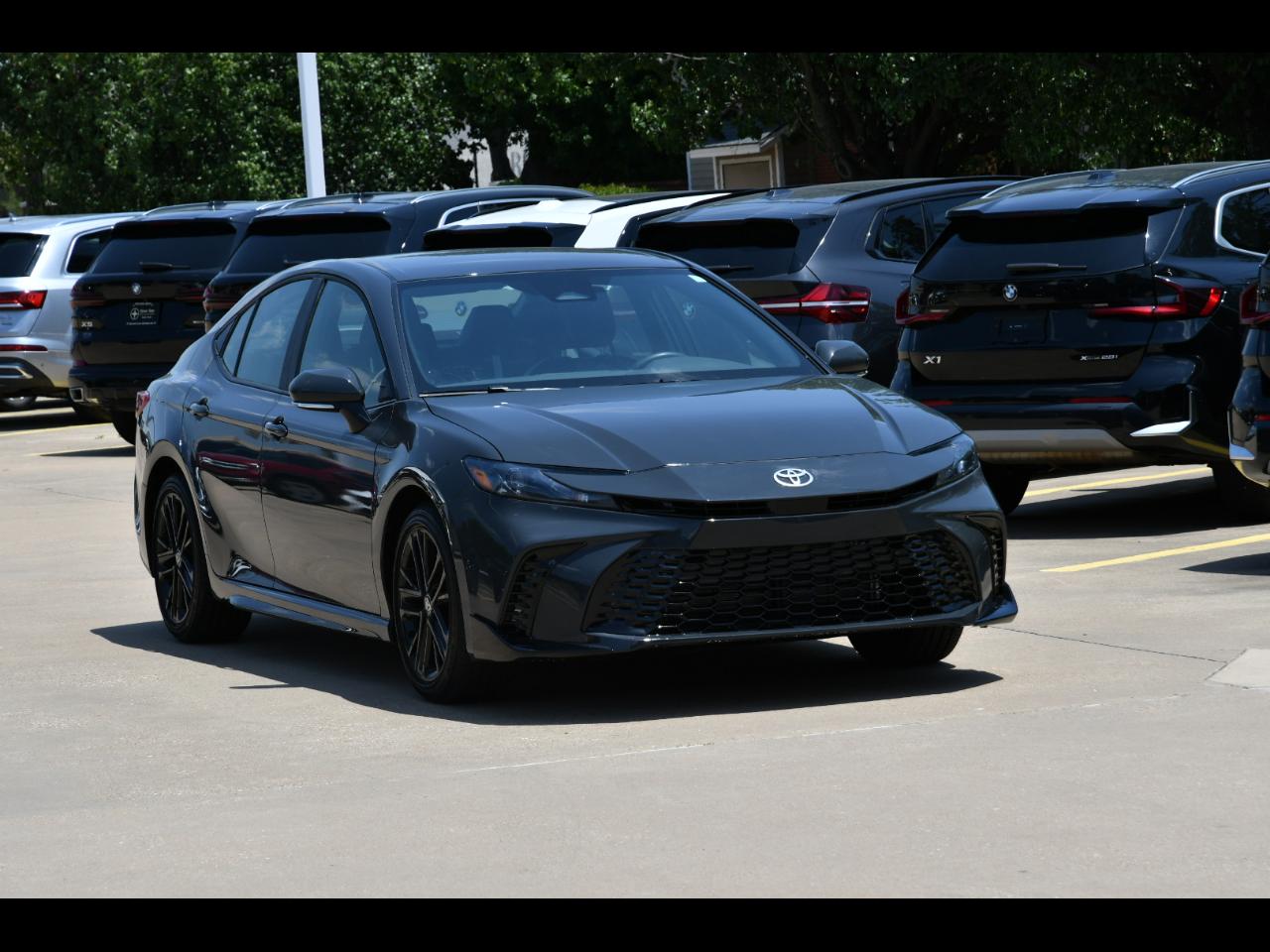 Toyota Camry Nightshade (Natl) 2026