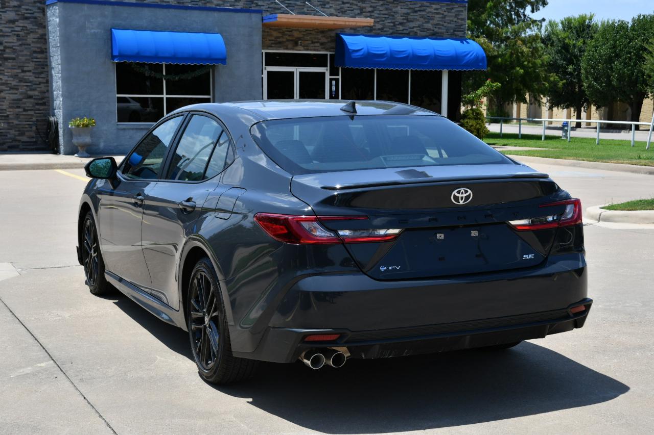 Toyota Camry Nightshade (Natl) 2026
