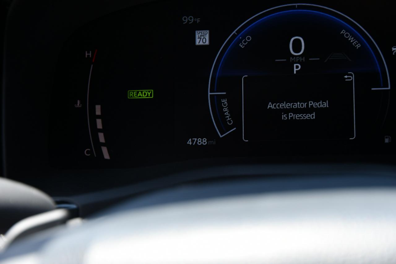 Toyota Camry Nightshade (Natl) 2026