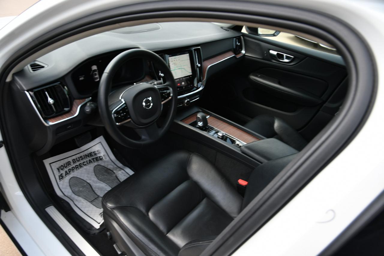 Volvo S60 B5 FWD Plus Dark Theme 2024