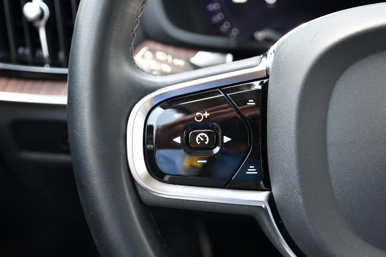 Volvo S60 B5 FWD Plus Dark Theme 2024