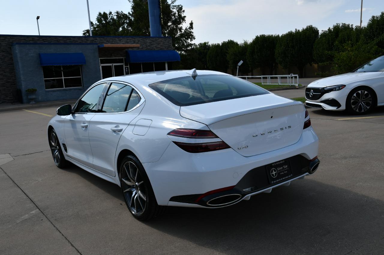 Genesis G70 2.5T RWD 2026
