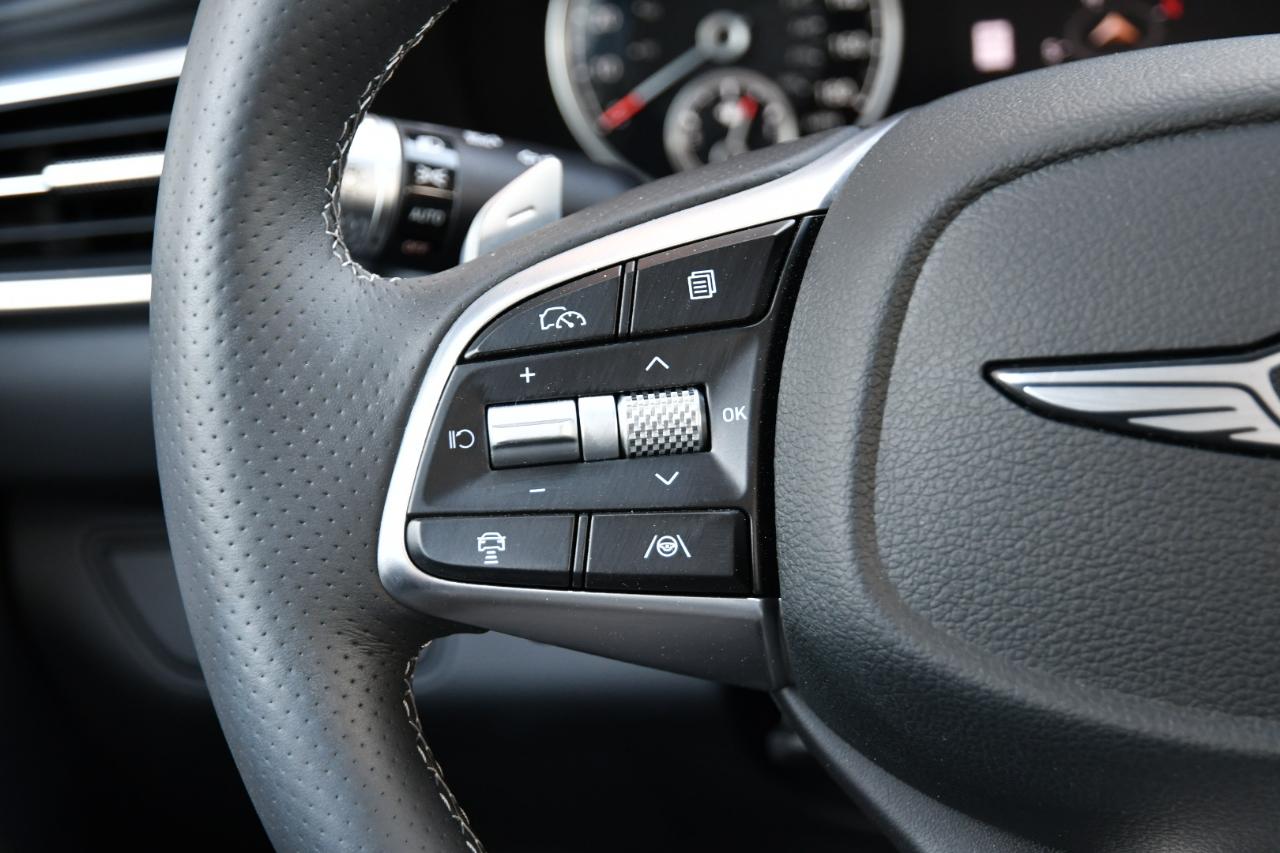 Genesis G70 2.5T RWD 2026