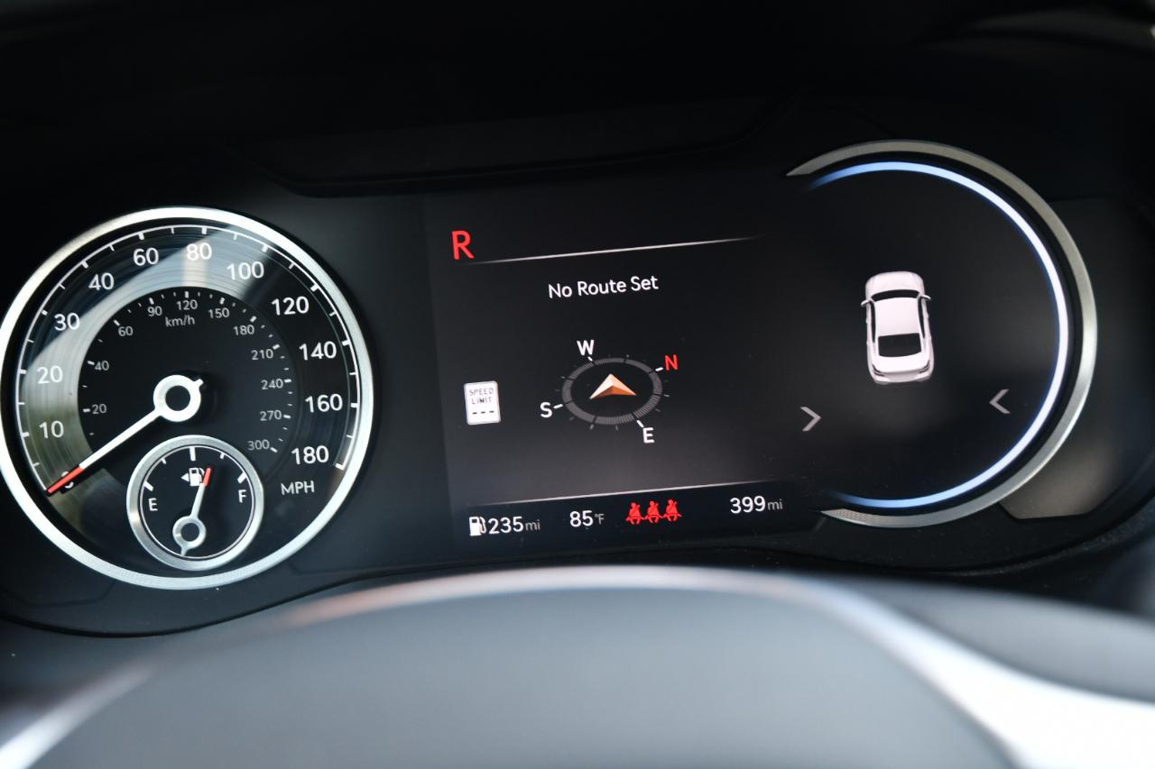 Genesis G70 2.5T RWD 2026