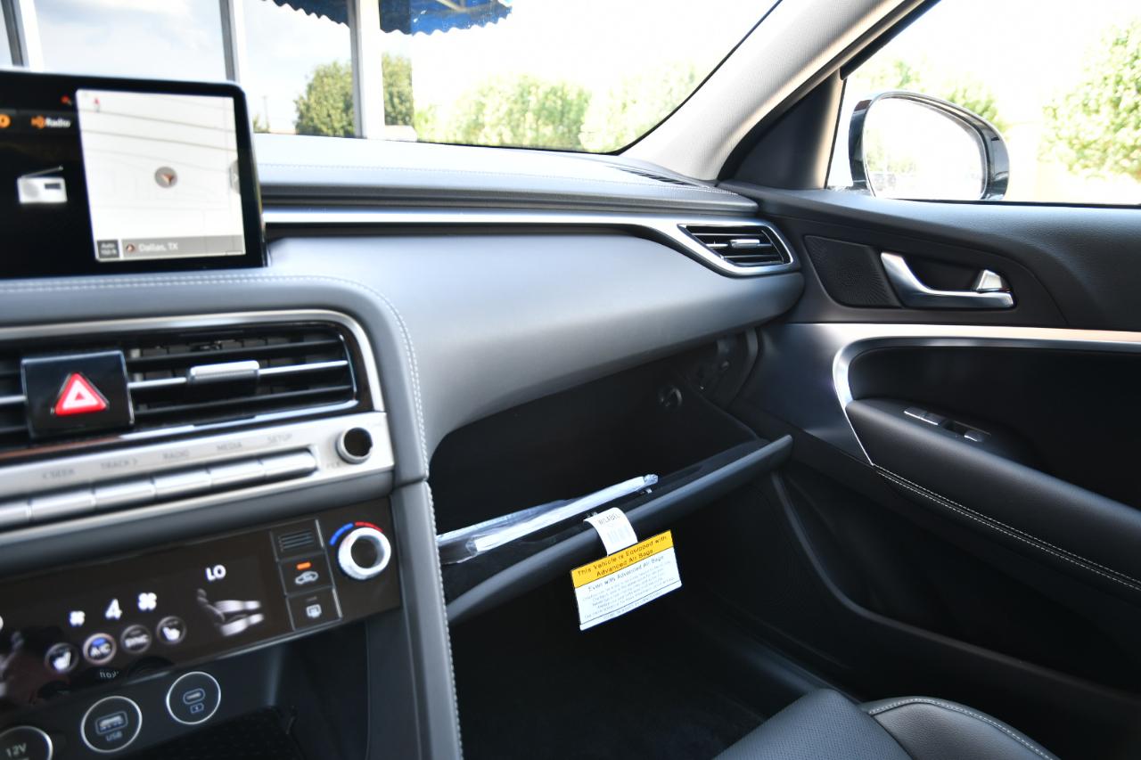 Genesis G70 2.5T RWD 2026