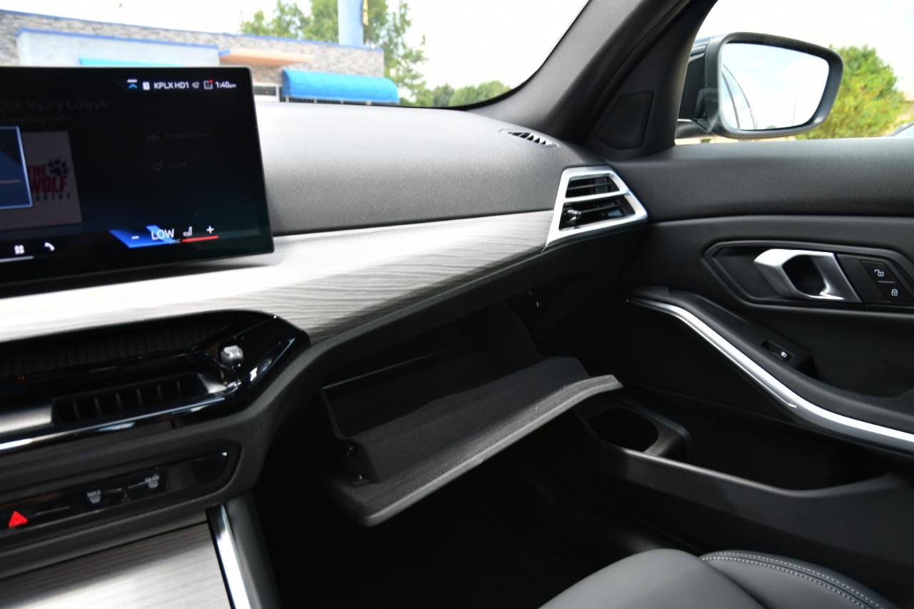 BMW 3 Series 330i NA Sedan 2026