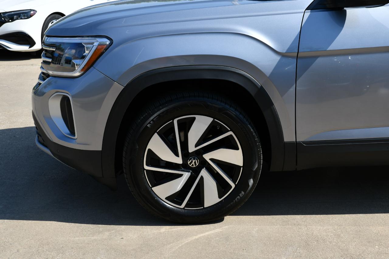 Volkswagen Atlas 2.0T SE w/Technology FWD 2026