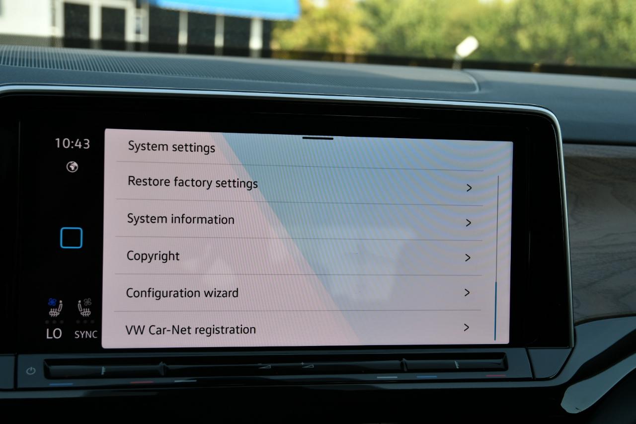 Volkswagen Atlas 2.0T SE w/Technology FWD 2026