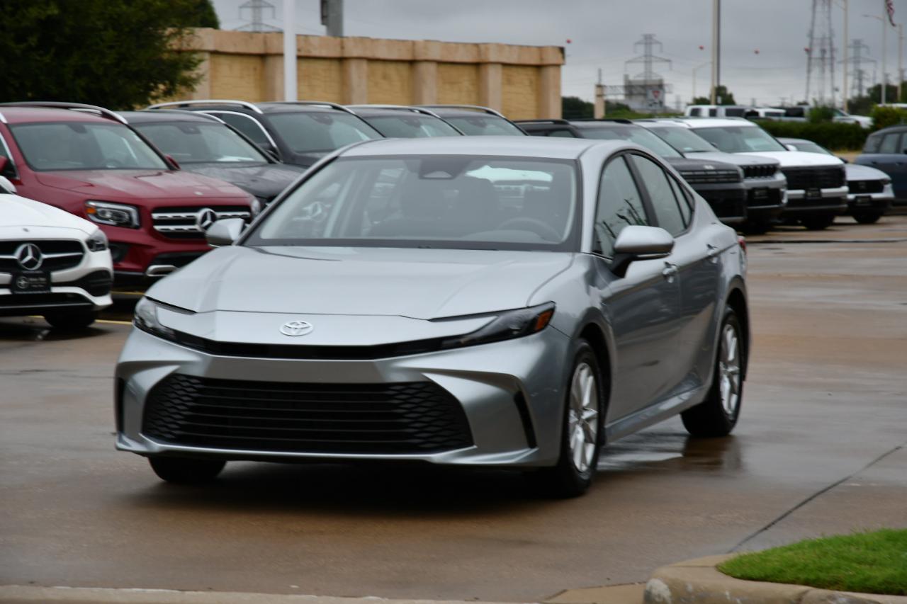 Toyota Camry Nightshade (Natl) 2026