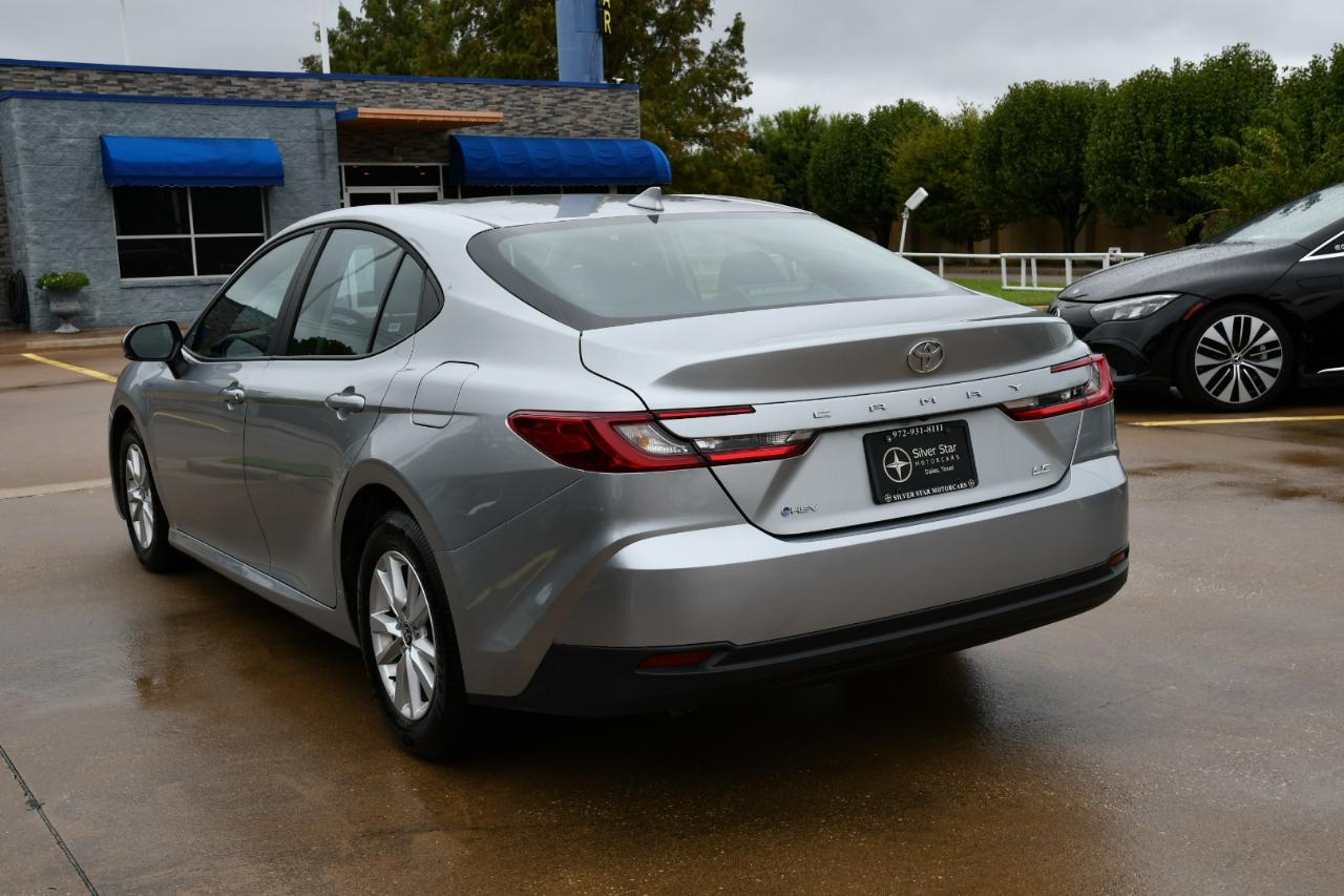 Toyota Camry Nightshade (Natl) 2026