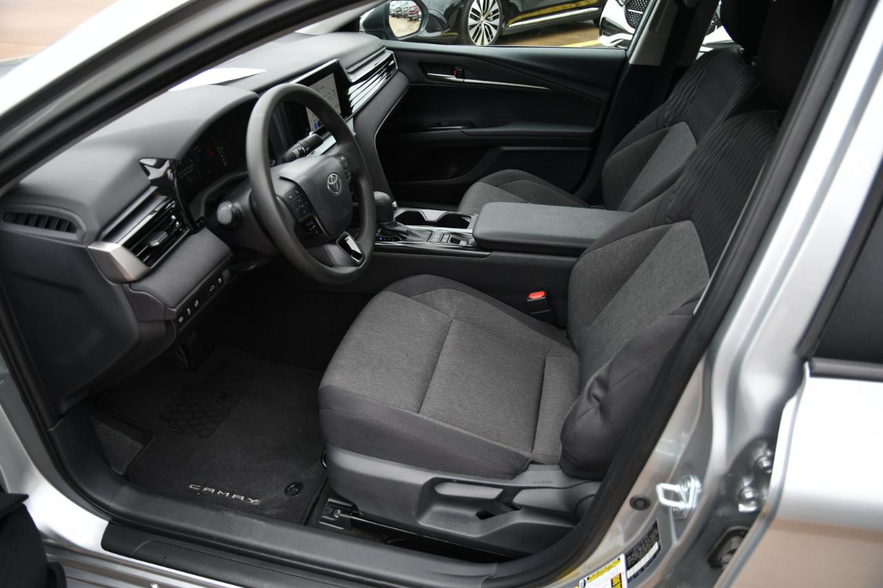 Toyota Camry Nightshade (Natl) 2026