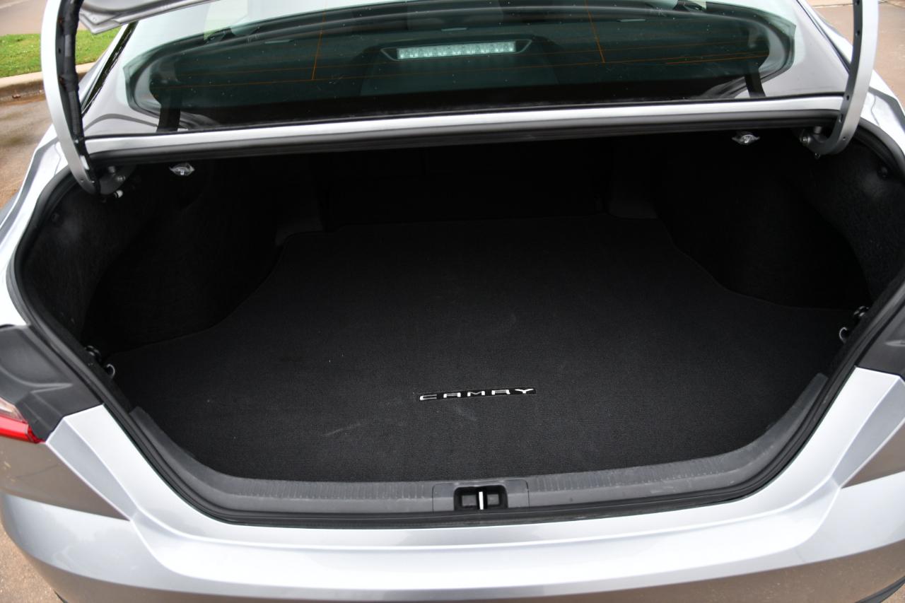 Toyota Camry Nightshade (Natl) 2026