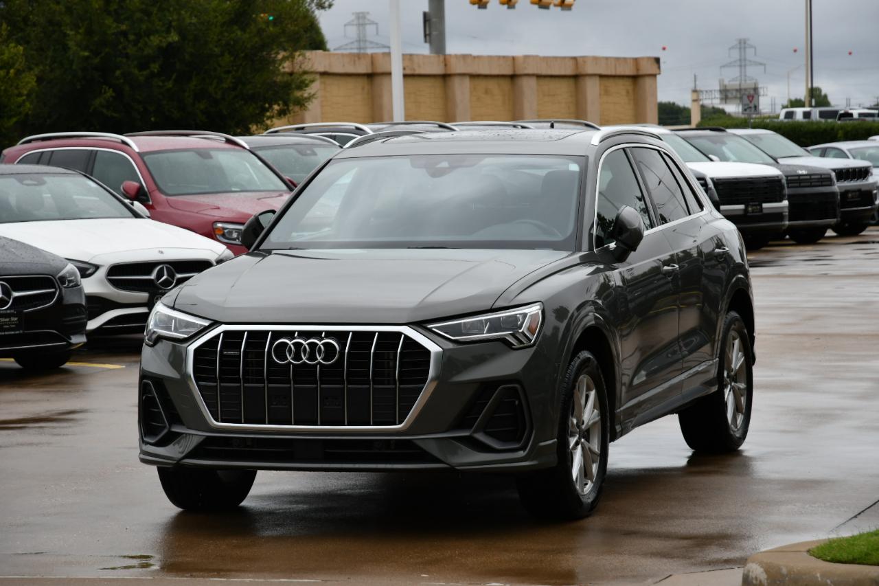 Audi Q3 S line Premium 45 TFSI quattro 2024