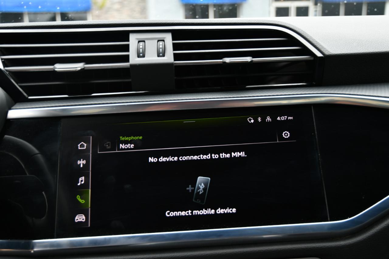 Audi Q3 S line Premium 45 TFSI quattro 2024