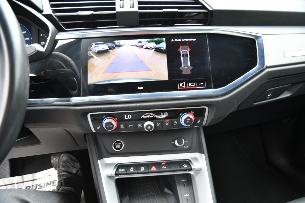 Audi Q3 S line Premium 45 TFSI quattro 2024