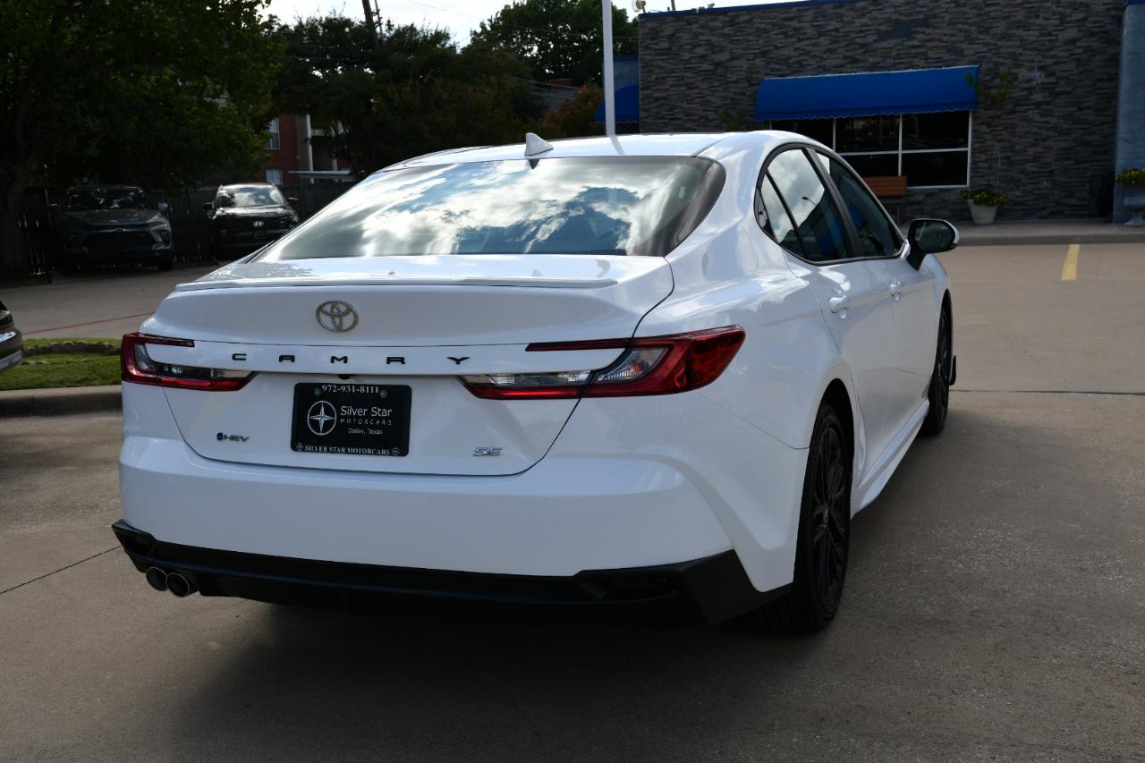 Toyota Camry Nightshade (Natl) 2026