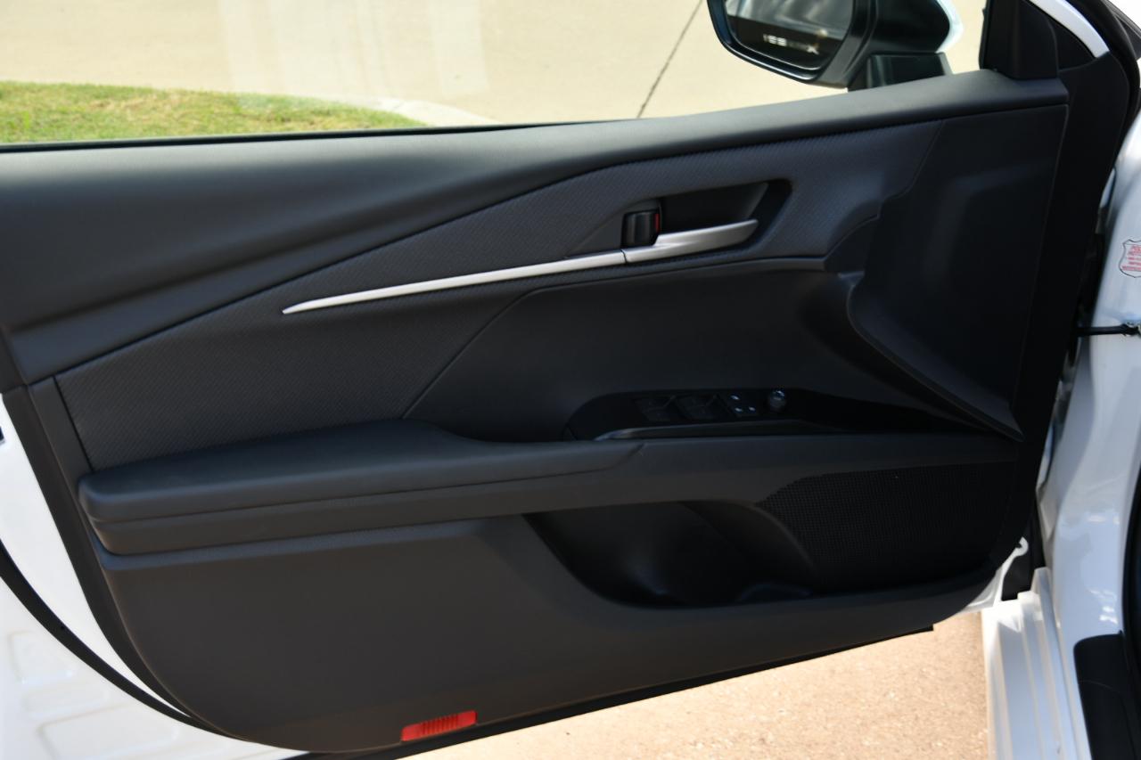 Toyota Camry Nightshade (Natl) 2026
