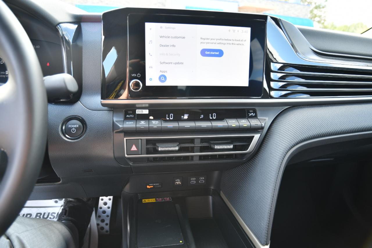Toyota Camry Nightshade (Natl) 2026