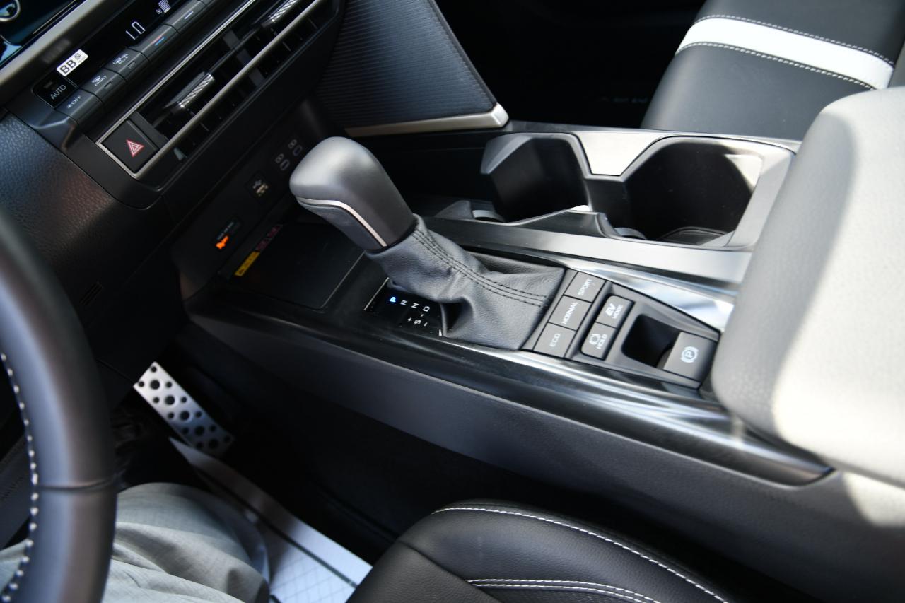 Toyota Camry Nightshade (Natl) 2026
