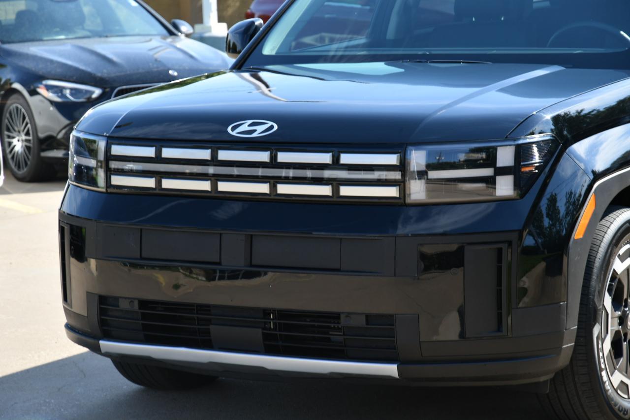 Hyundai Santa Fe SEL FWD 2026