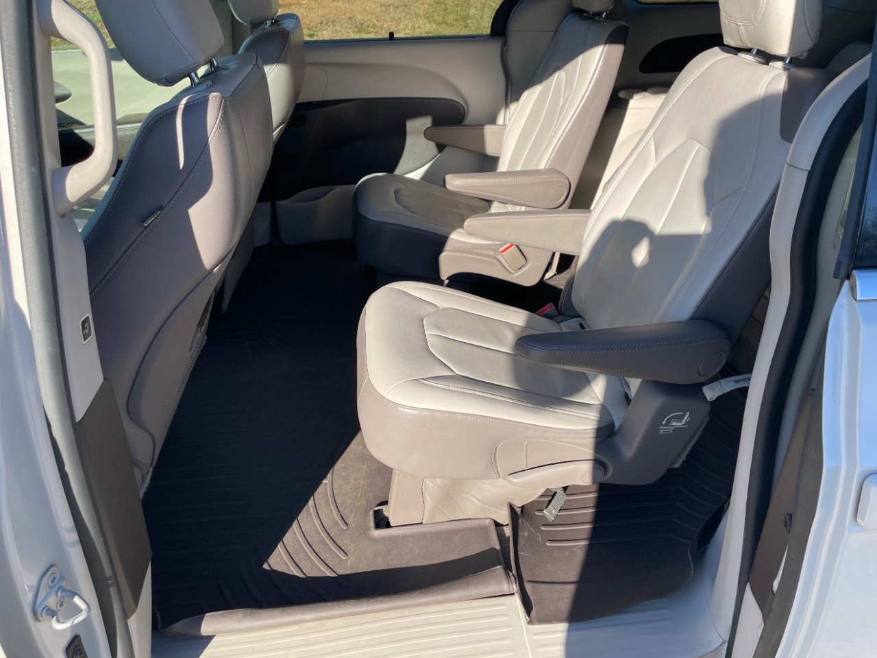 Chrysler Pacifica Touring-L 2017