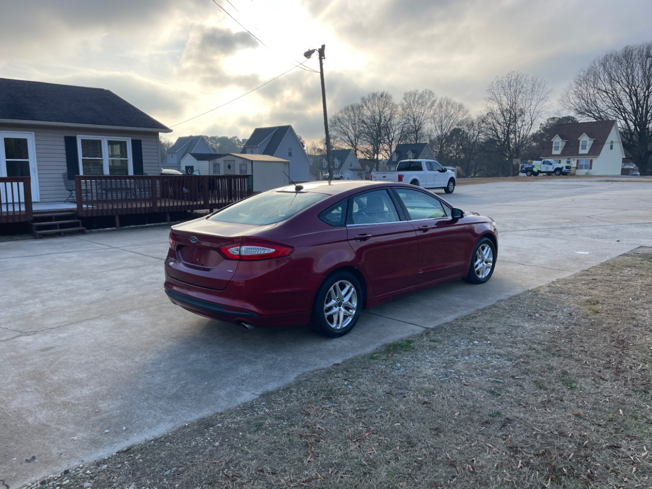 Ford Fusion SE 2013