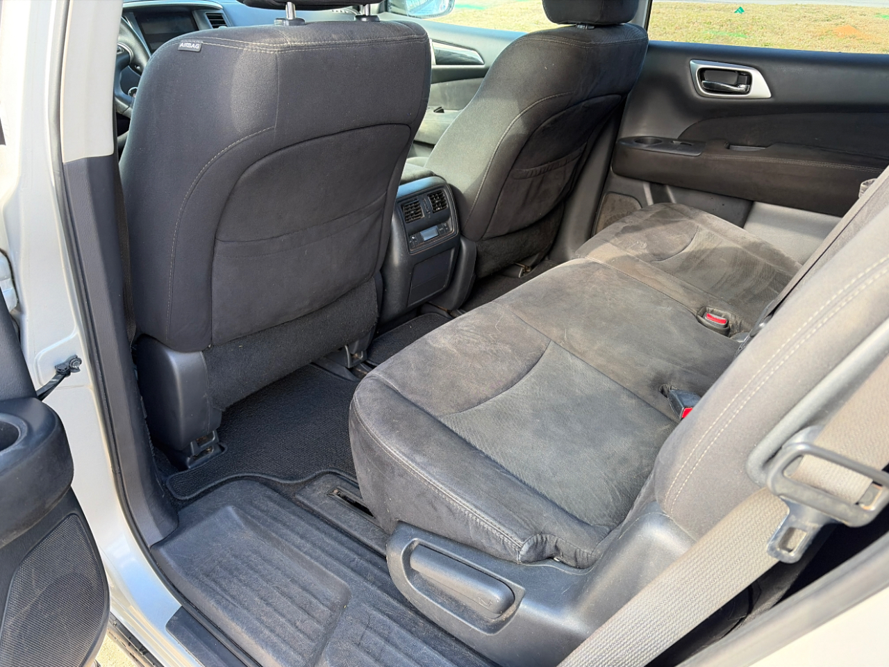 Nissan Pathfinder SL 2WD 2014