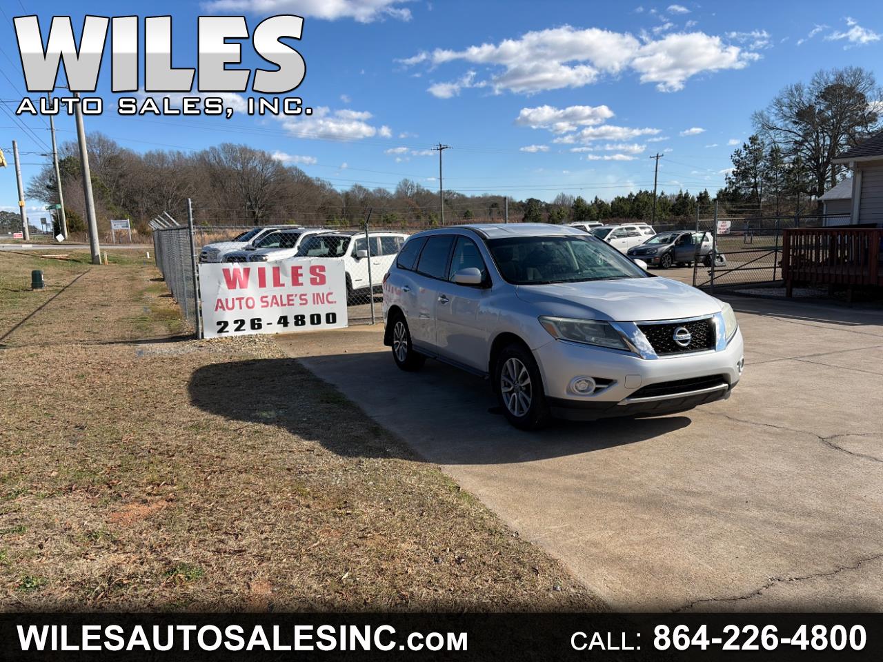 Nissan Pathfinder SL 2WD 2014