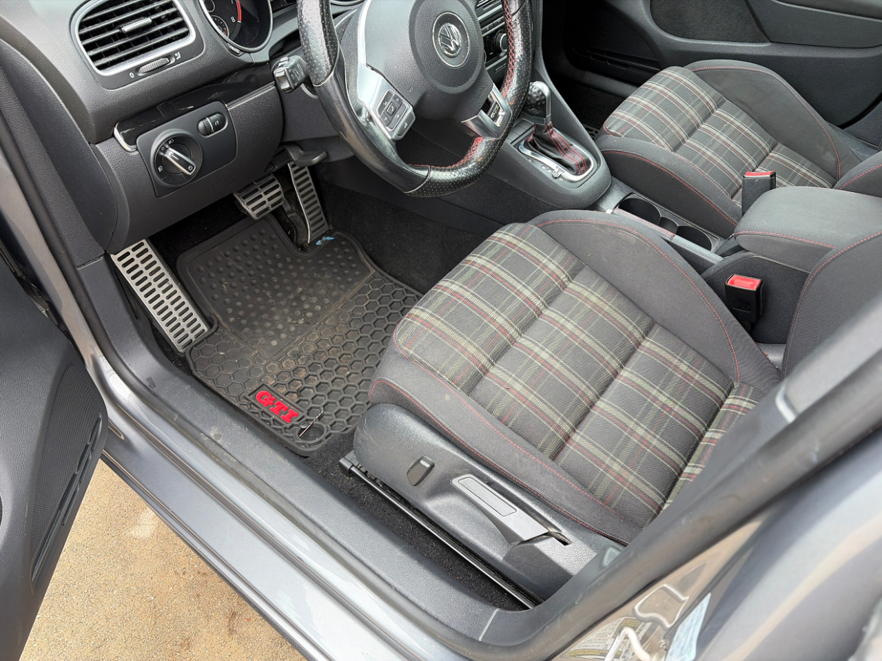 Volkswagen GTI 4-door 2013