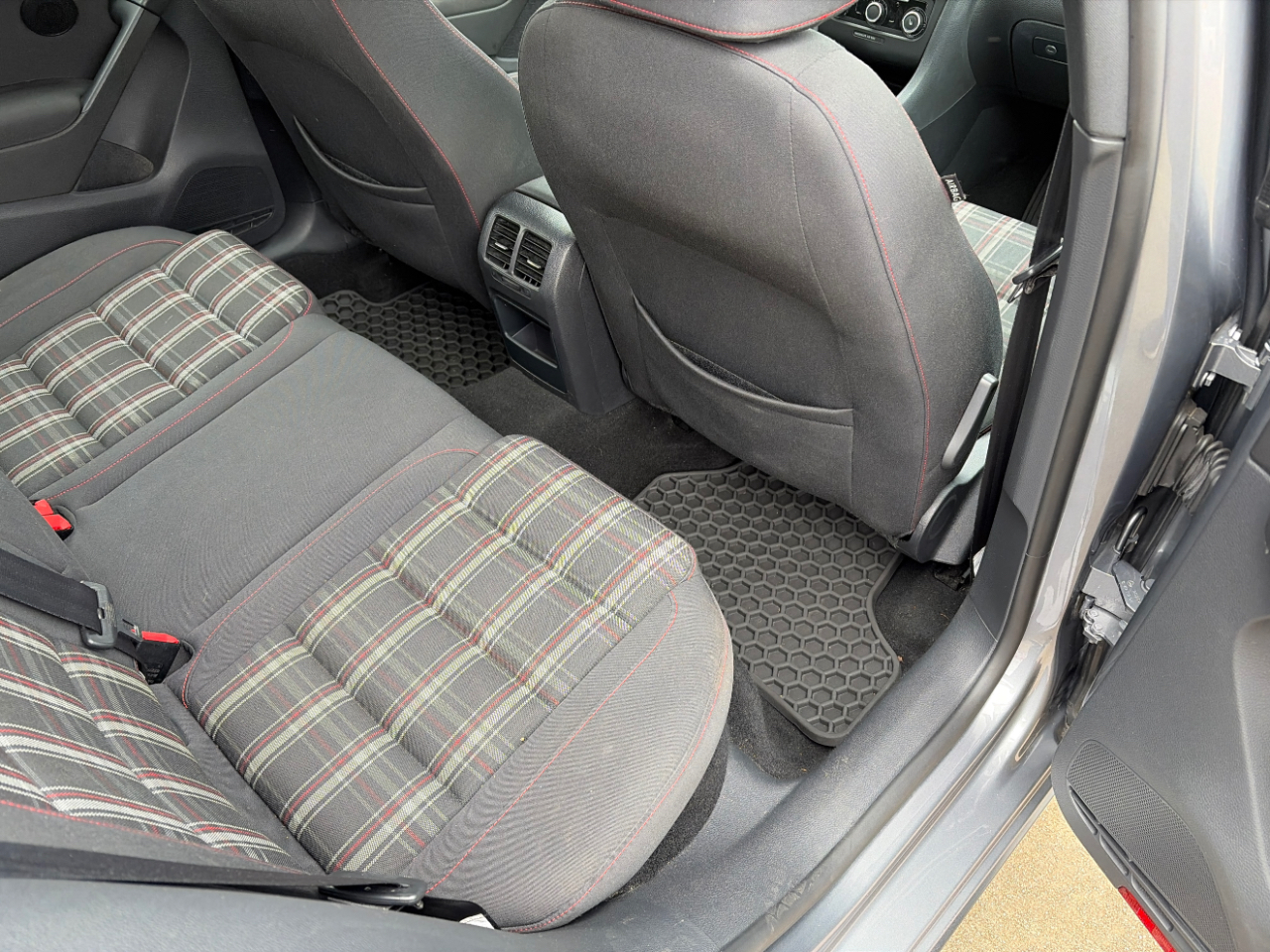 Volkswagen GTI 4-door 2013