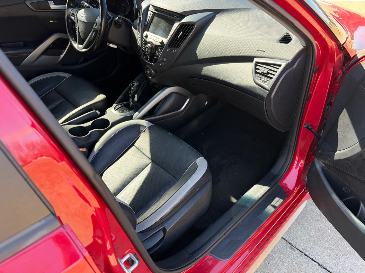 Hyundai Veloster Turbo 6MT 2015