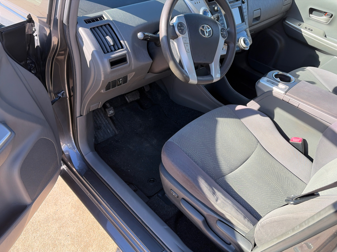 Toyota Prius V Two 2012