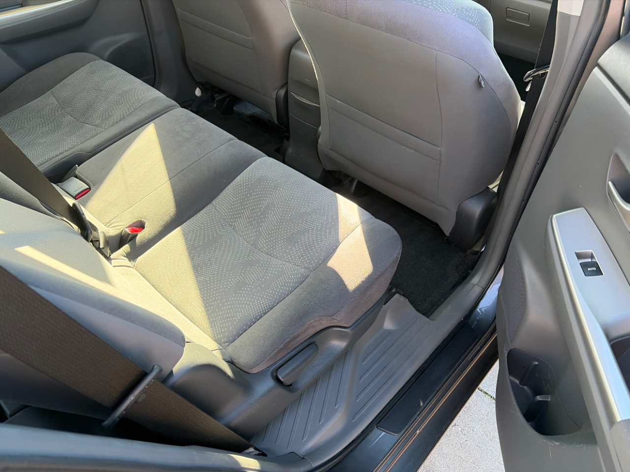 Toyota Prius V Two 2012